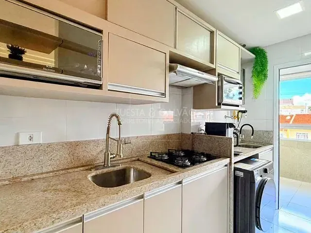 Apartamento com 58m² 2 quartos e 2 banheiros, à venda, no bairro Novo Mundo em Curitiba