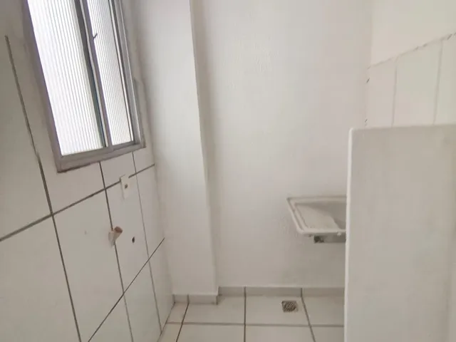 Apartamento 2 quartos e 1 banheiro, para alugar, no bairro Zona de Expansão (Olhos D'Agua) em Barra dos Coqueiros