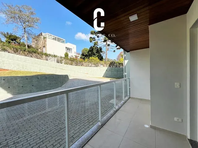 Apartamento 3 quartos e 3 banheiros, à venda, no bairro Vila Jaguaribe em Campos do Jordão