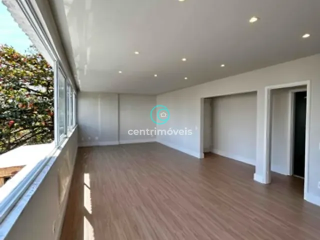 Apartamento com 138m² 4 quartos e 2 banheiros, à venda, no bairro Ipanema em Rio de Janeiro