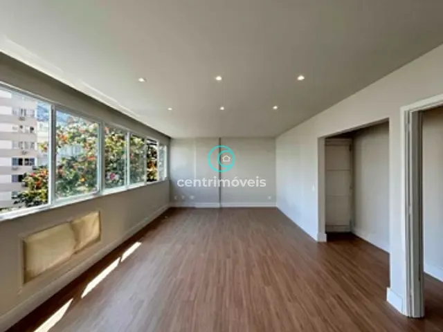 Apartamento com 138m² 4 quartos e 2 banheiros, à venda, no bairro Ipanema em Rio de Janeiro