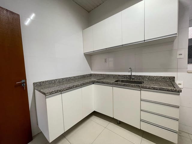 Foto do Apartamento - Apartamento para locação, Centro, Cuiabá, MT, Edifício Maluf, 70 m2 úteis, 1 vaga, arm. planej, à 200 m do Sesc Arsenal e Estádio Dutrinha | Lyah Jaudy Imóveis