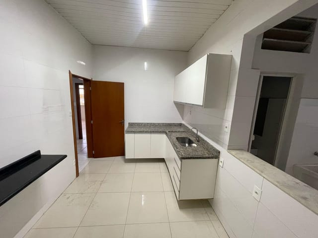 Foto do Apartamento - Apartamento para locação, Centro, Cuiabá, MT, Edifício Maluf, 70 m2 úteis, 1 vaga, arm. planej, à 200 m do Sesc Arsenal e Estádio Dutrinha | Lyah Jaudy Imóveis