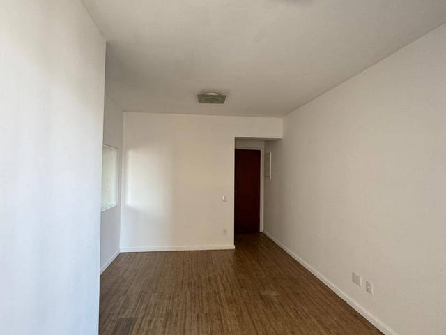 Foto do Apartamento - Apartamento na Vila Mariana com 2 quartos sendo 1 suíte, uma vaga de garagem, ao lado da ESPM e Belas Artes e próximo ao metrô Ana Rosa. | MDG IMÓVEIS