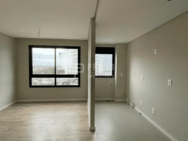 Apartamento 1 quarto e 1 banheiro, à venda, no bairro São Gonçalo em Pelotas