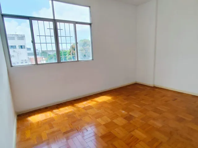 Apartamento 3 quartos e 3 banheiros, para alugar, no bairro Centro em Aracaju