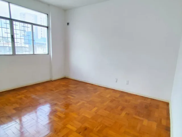 Apartamento 3 quartos e 3 banheiros, para alugar, no bairro Centro em Aracaju