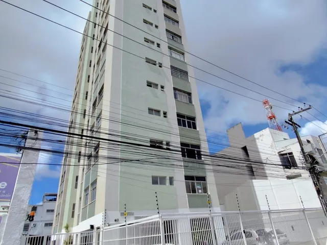 Apartamento 3 quartos e 3 banheiros, para alugar, no bairro Centro em Aracaju