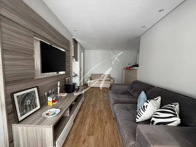 Apartamento 1 quarto e 150 banheiros, à venda ou para alugar, no bairro Anália Franco em São Paulo