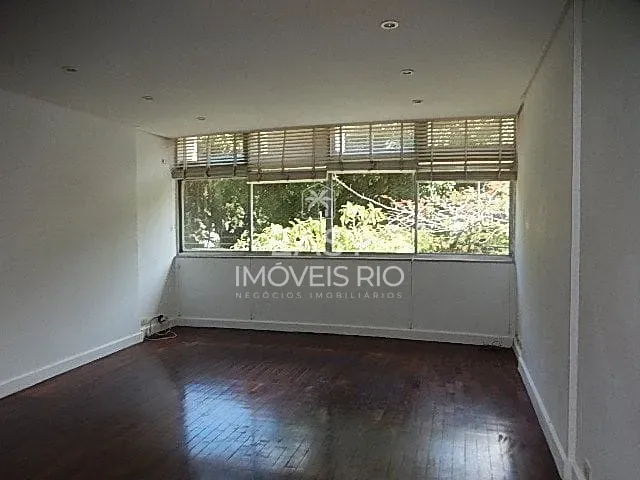 Apartamento com 130m² 4 quartos e 2 banheiros, à venda, no bairro Leblon em Rio de Janeiro