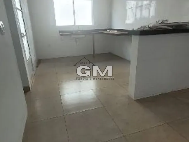 Casa com 200m² 3 quartos e 2 banheiros, à venda, no bairro Vila Sicília (Cruz Posses) em Sertãozinho