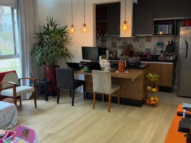 Apartamento 2 quartos e 1 banheiro, à venda, no bairro Chácara do Solar III em Santana de Parnaíba