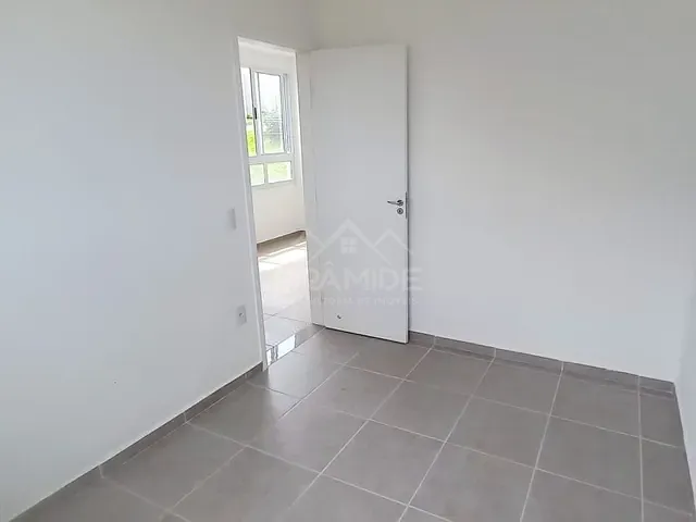 Apartamento 2 quartos e 1 banheiro, à venda, no bairro Loteamento Residencial Tiradentes em Poços de Caldas