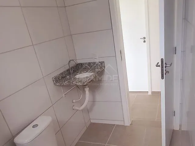 Apartamento 2 quartos e 1 banheiro, à venda, no bairro Loteamento Residencial Tiradentes em Poços de Caldas