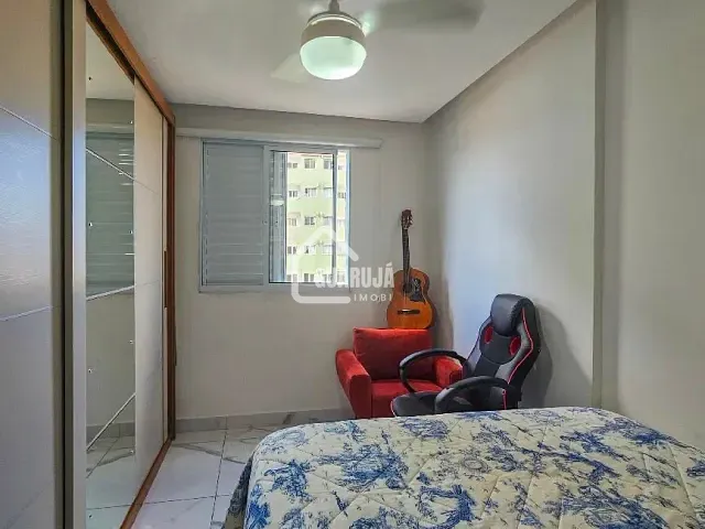 Apartamento 2 quartos e 1 banheiro, à venda, no bairro Jardim dos Pássaros em Guarujá