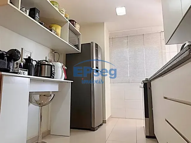 Apartamento com 167m² 3 quartos e 2 banheiros, à venda, no bairro Gleba Fazenda Palhano em Londrina