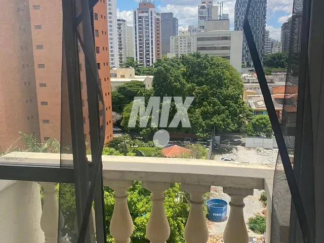 Apartamento 1 quarto e 1 banheiro, para alugar, no bairro Moema em São Paulo