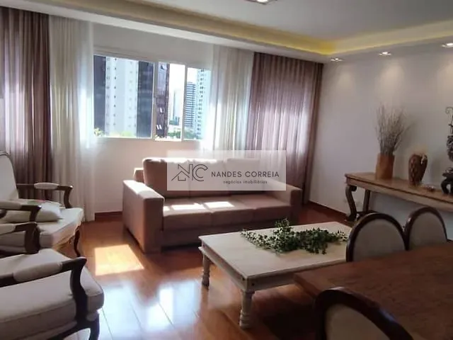 Apartamento com 320m² 2 quartos e 4 banheiros, à venda, no bairro Centro em Londrina