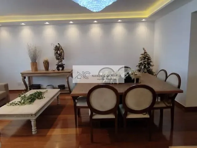 Apartamento com 320m² 2 quartos e 4 banheiros, à venda, no bairro Centro em Londrina