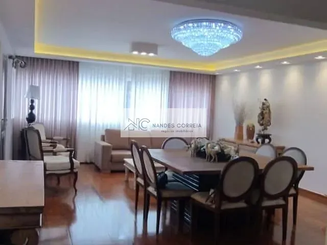 Apartamento com 320m² 2 quartos e 4 banheiros, à venda, no bairro Centro em Londrina