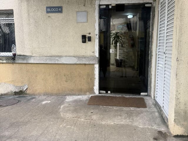 Apartamento com 50m² 2 quartos e 1 banheiro, à venda, no bairro Inhoaíba em Rio de Janeiro
