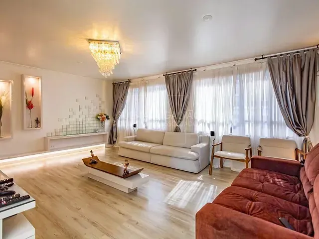 Apartamento com 142m² 4 quartos e 3 banheiros, à venda, no bairro Batel em Curitiba