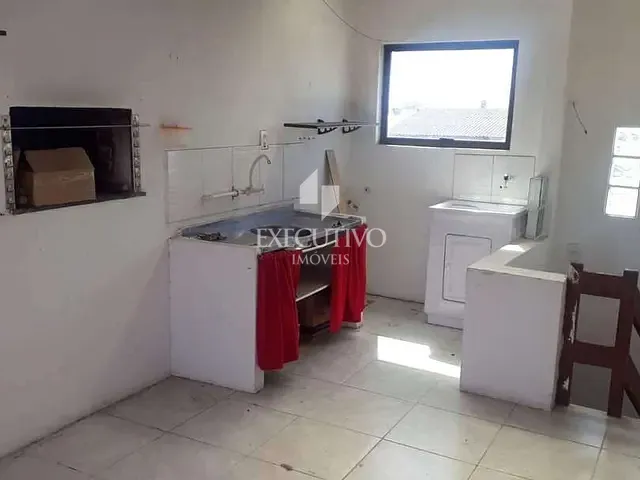 Apartamento com 67m² 2 quartos e 1 banheiro, à venda, no bairro Santa Maria Goretti em Porto Alegre