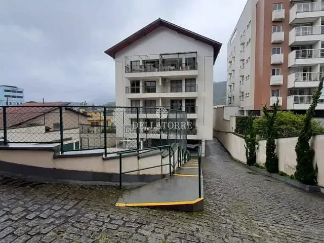 Apartamento 2 quartos e 2 banheiros, à venda, no bairro Alto em Teresópolis