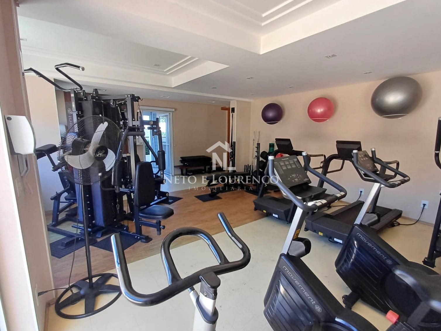 Apartamento à venda com 2 quartos, 115m² - Foto 34