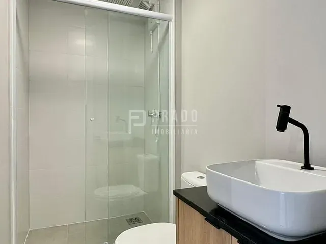 Apartamento 1 quarto e 1 banheiro, à venda ou para alugar, no bairro São Gonçalo em Pelotas