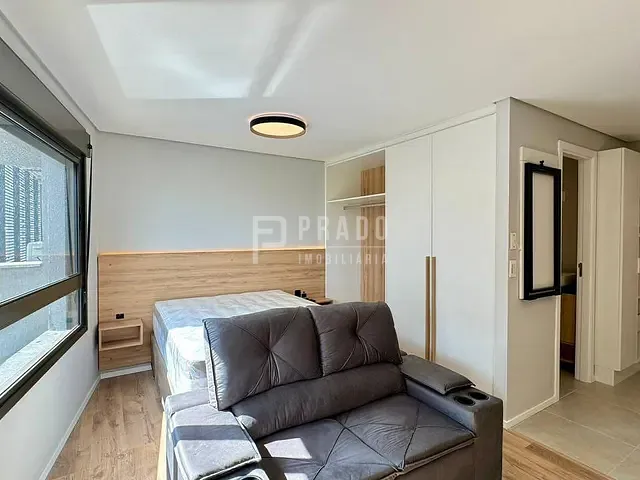 Apartamento 1 quarto e 1 banheiro, à venda ou para alugar, no bairro São Gonçalo em Pelotas