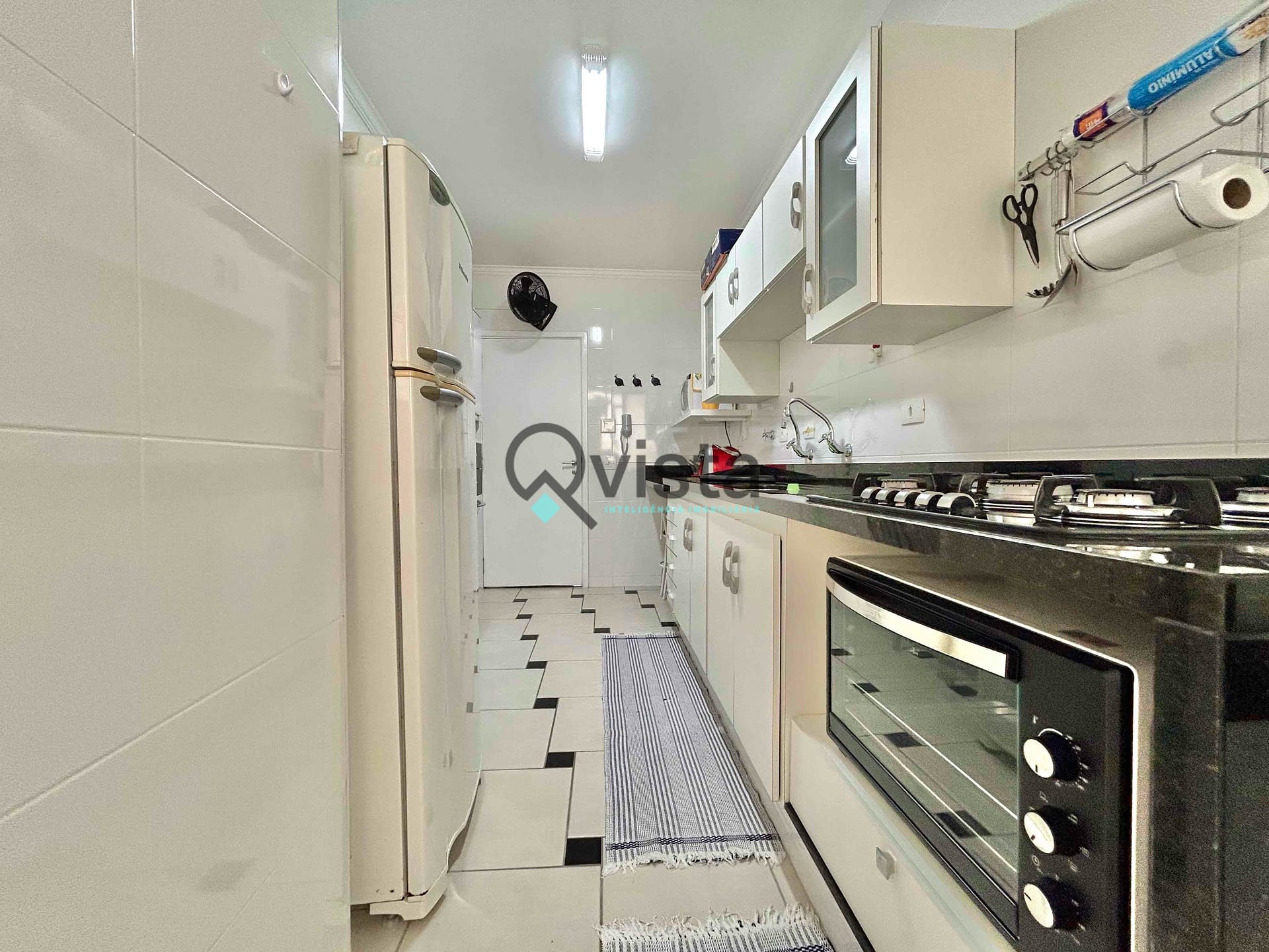 Apartamento à venda com 2 quartos, 90m² - Foto 27