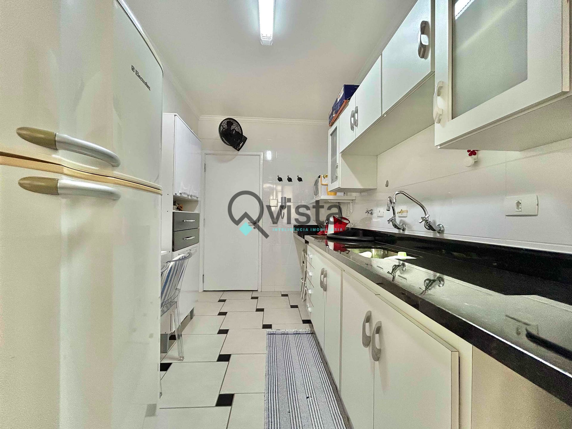 Apartamento à venda com 2 quartos, 90m² - Foto 26