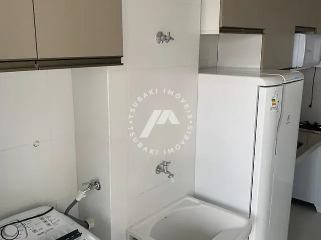 Apartamento 3 quartos e 3 banheiros, à venda ou para alugar, no bairro Batista Campos em Belém