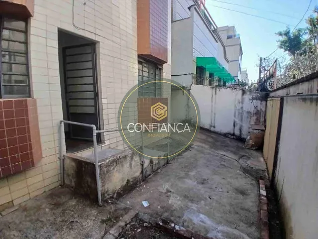 Apartamento 3 quartos e 2 banheiros, para alugar, no bairro Fernão Dias em Belo Horizonte