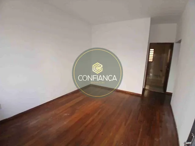 Apartamento 3 quartos e 2 banheiros, para alugar, no bairro Fernão Dias em Belo Horizonte
