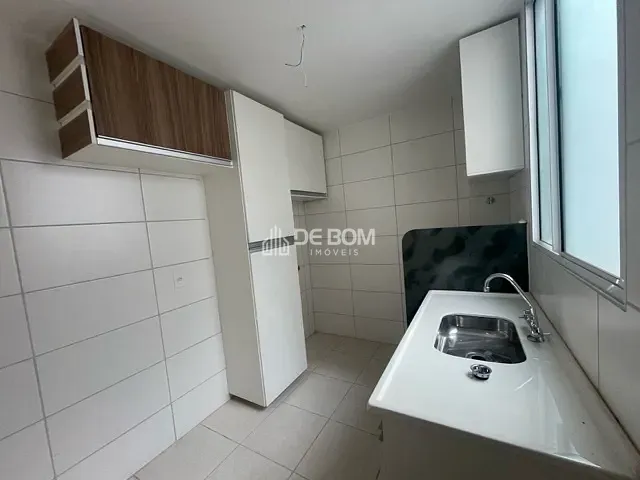 Apartamento 2 quartos e 1 banheiro, à venda, no bairro Estância Poços de Caldas em Poços de Caldas