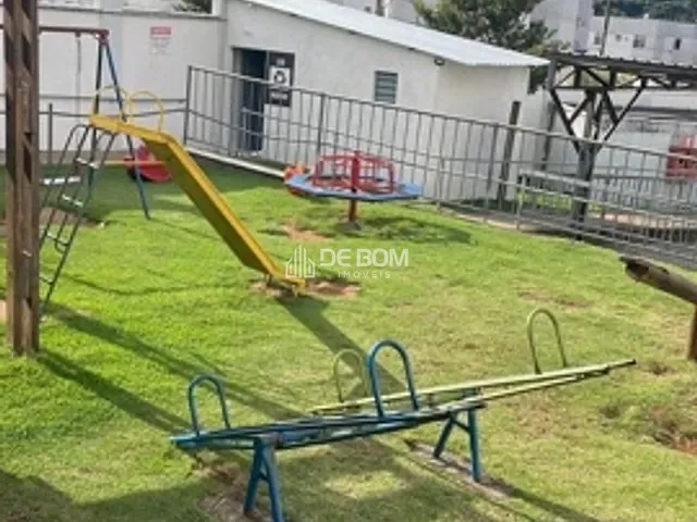 Apartamento 2 quartos e 1 banheiro, à venda, no bairro Estância Poços de Caldas em Poços de Caldas