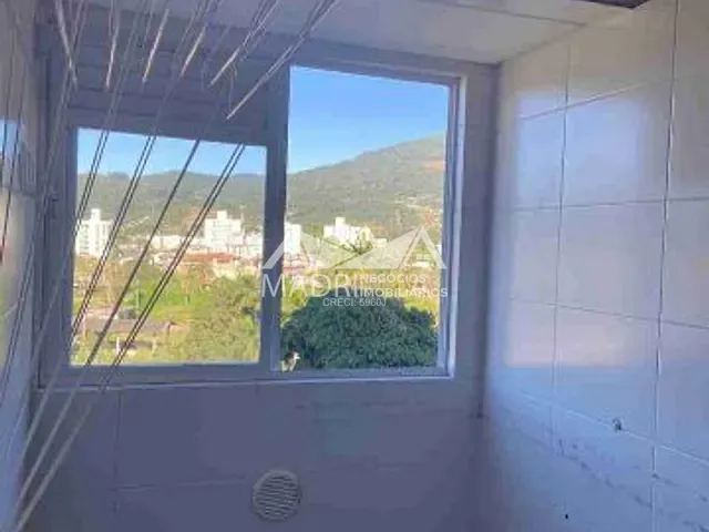 Apartamento com 82m² 2 quartos e 1 banheiro, à venda, no bairro Rio Caveiras em Biguaçu