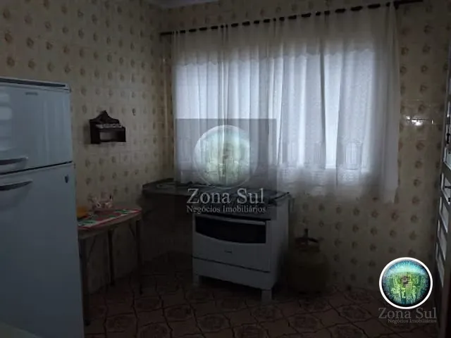 Apartamento com 85m² 2 quartos e 2 banheiros, à venda, no bairro Centro em Mongaguá