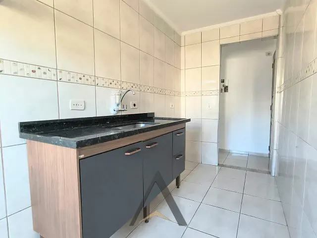 Apartamento 2 quartos e 1 banheiro, para alugar, no bairro Conjunto Habitacional Fazenda do Carmo em São Paulo