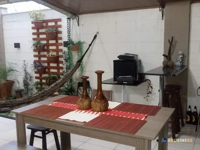 Apartamento 3 quartos e 1 banheiro, à venda, no bairro Parque Novo Jockey em Campos dos Goytacazes
