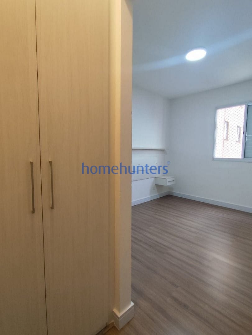 Apartamento para alugar com 3 quartos, 80m² - Foto 4