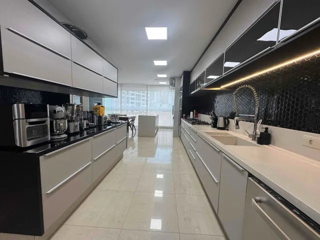 Apartamento com 345m² 3 quartos e 5 banheiros, à venda, no bairro Gleba Palhano em Londrina