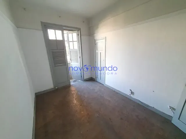Apartamento com 65m² 2 quartos e 1 banheiro, para alugar, no bairro Centro em Rio de Janeiro