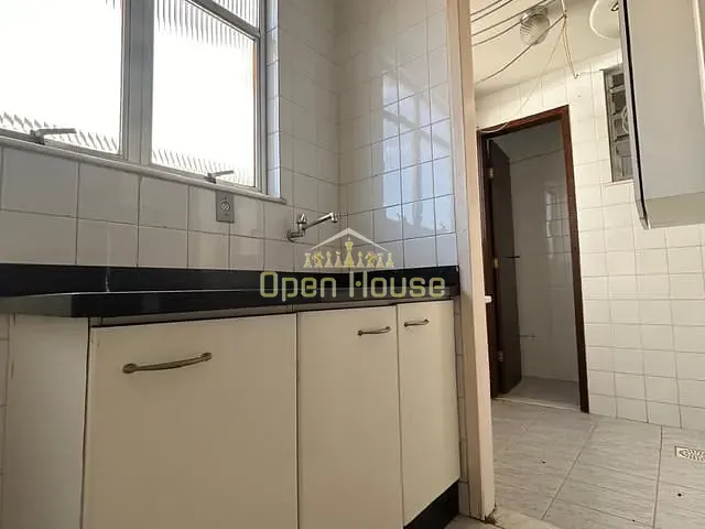 Apartamento 2 quartos e 1 banheiro, à venda, no bairro Jardim Amália em Volta Redonda