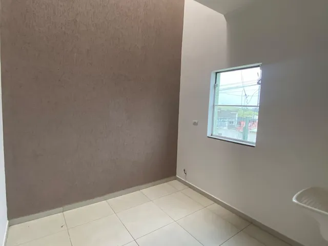 Apartamento 2 quartos e 1 banheiro, para alugar, no bairro Ponte Nova em Extrema