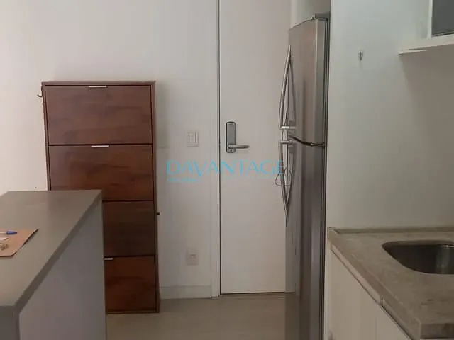 Apartamento 1 quarto e 1 banheiro, para alugar, no bairro Consolação em São Paulo