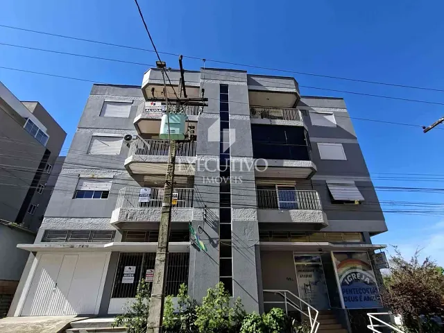 Apartamento 3 quartos e 2 banheiros, para alugar, no bairro Centro em Arroio do Meio