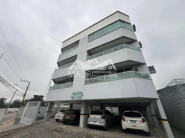 Apartamento 2 quartos e 1 banheiro, à venda, no bairro São Sebastião em Palhoça